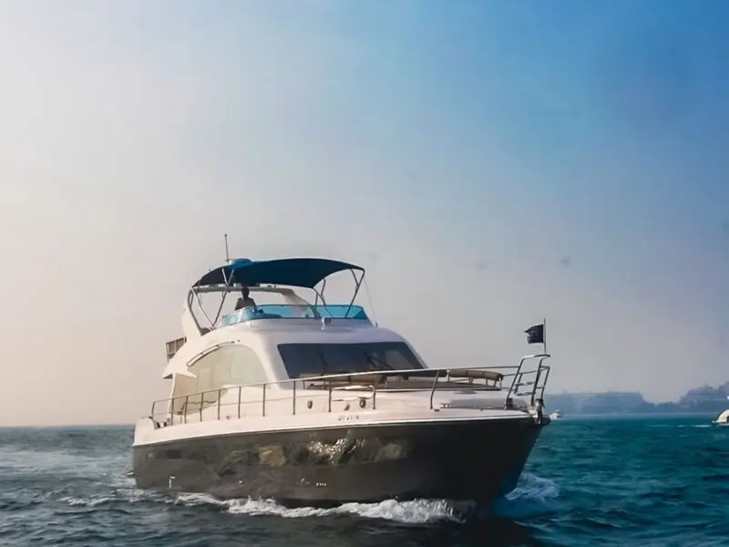 Ghost 72ft yacht with tinted marine glazing